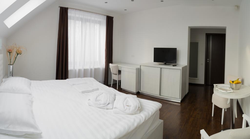Thuild - Your World Of Leisure Targu Mures Exterior photo